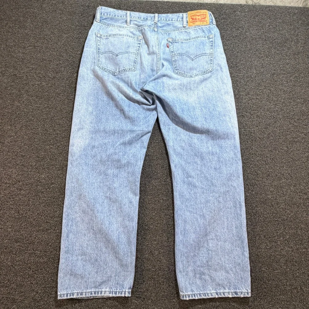 Levi's Jeans Mens 38x30 505 Regular Fit Light Wash Blue Straight Leg EUC